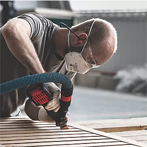 Bosch Expert AVZ 32 RT10 100 Carbide RIFF-Grit Hardwood & Softwood Sanding Plate 32mm 3 Bosch Expert AVZ 32 RT10 100 Carbide RIFF-Grit Hardwood & Softwood Sanding Plate 32mm - Image 2